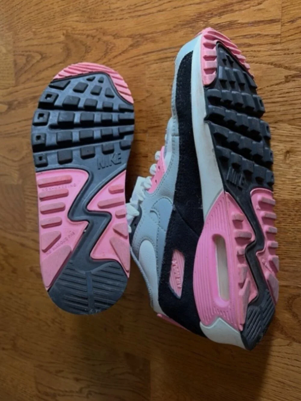 Nike Air Max 90 Shoe Y 4.5 EU 36.5 Sneaker Low Top White Gray Black Pink Girls